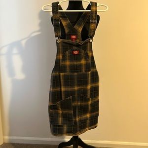Plaid Dickies dress size XL.